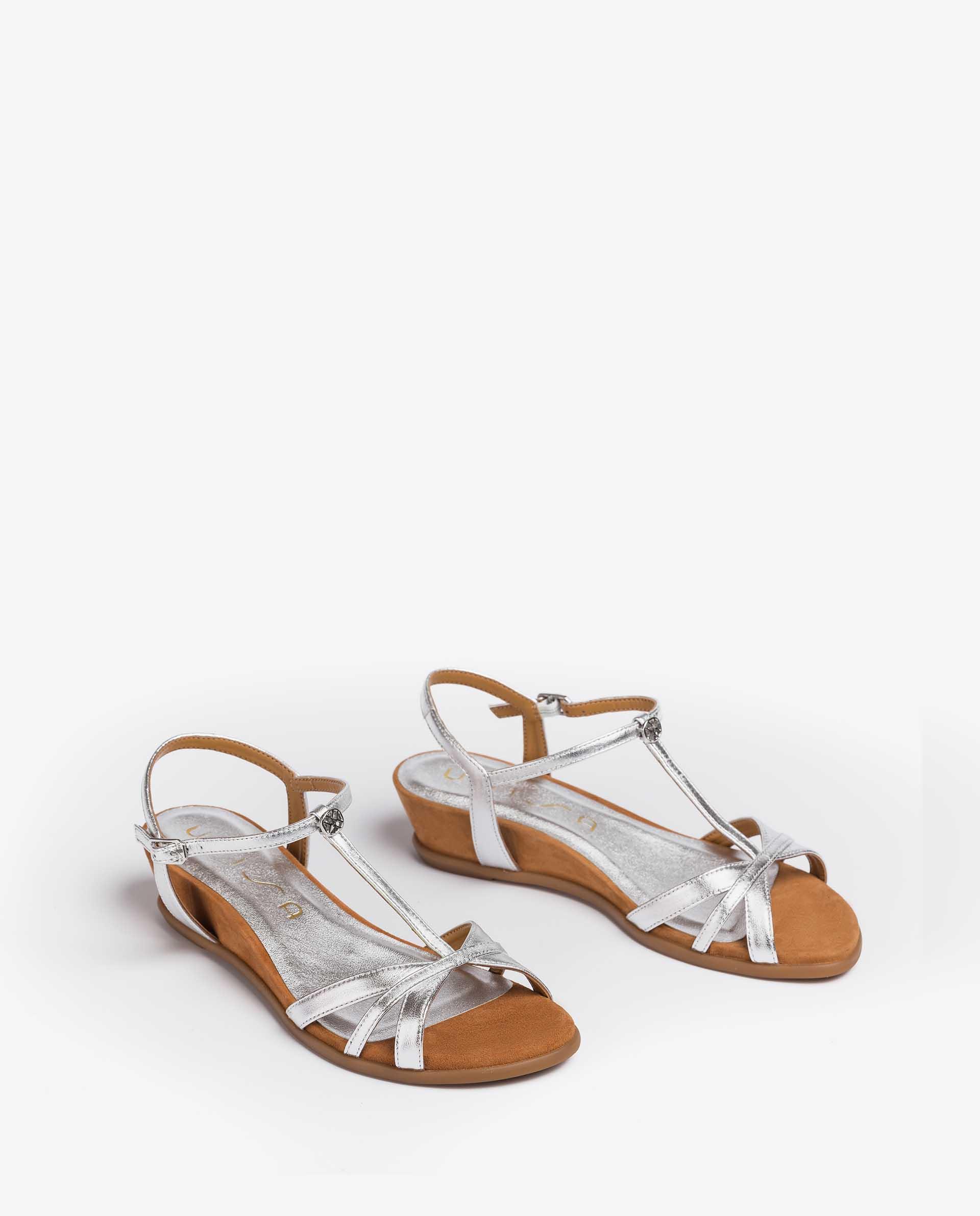UNISA T-strap sandals with metal effect leather straps BINAR_21_LMT 2