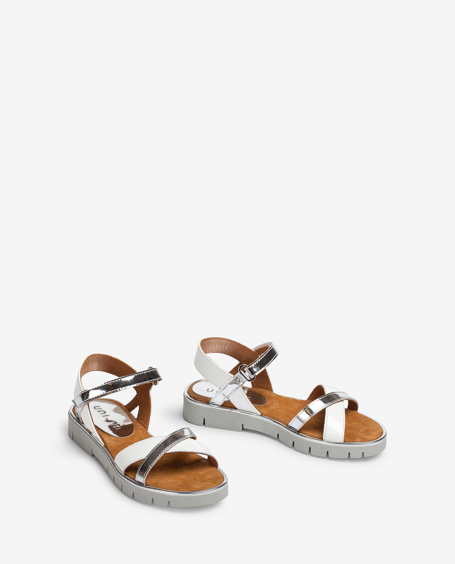 UNISA Little girl´s sandals in patent leather and mirror effect fabric NEVIN_SP_PA 2