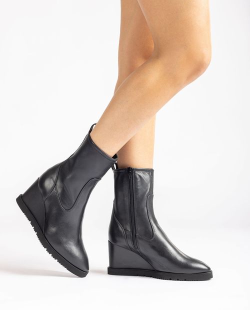Unisa Ankle boots UDAY_F23_NTO black