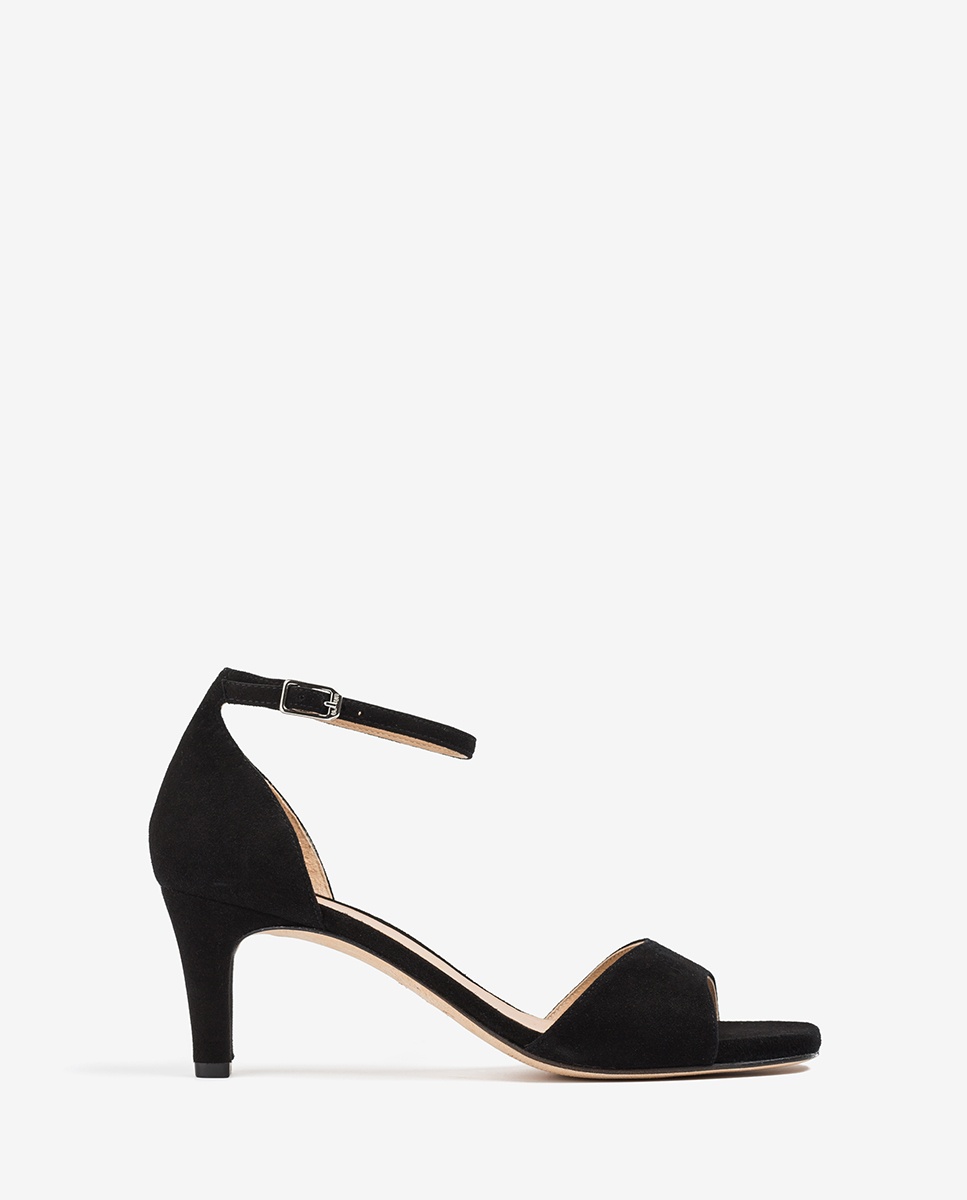 black medium high heels