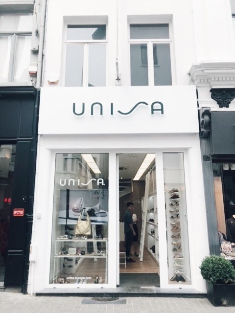 tienda Unisa Belgica 1